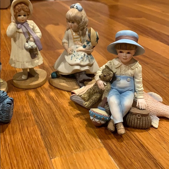 5 Jan Hagara collectible figurines - Picture 3 of 8